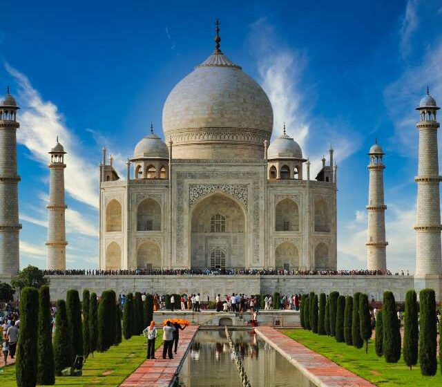 Taj Mahal with Mausoleum Skip-the-Line tickets & guide